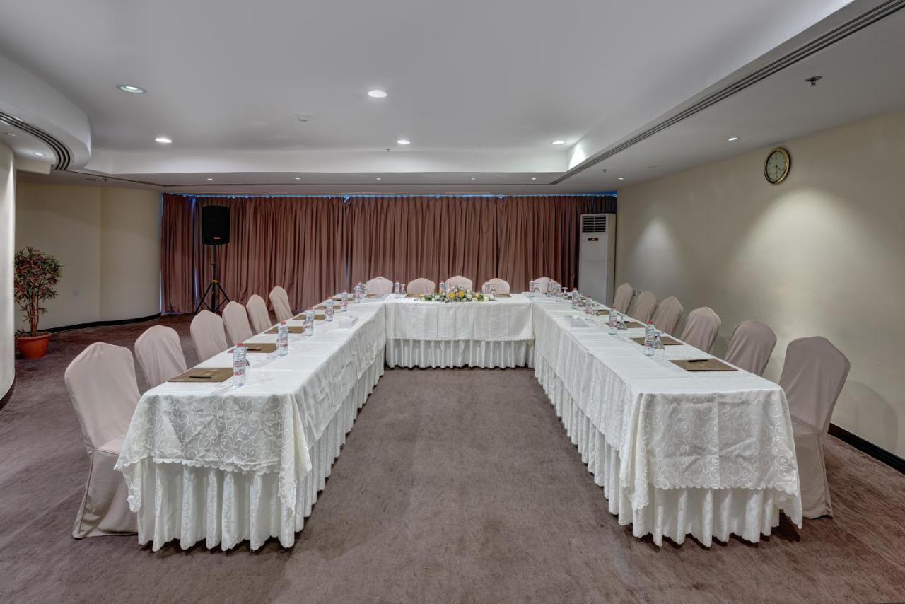 Aryana Hotel Sharjah Buitenkant foto